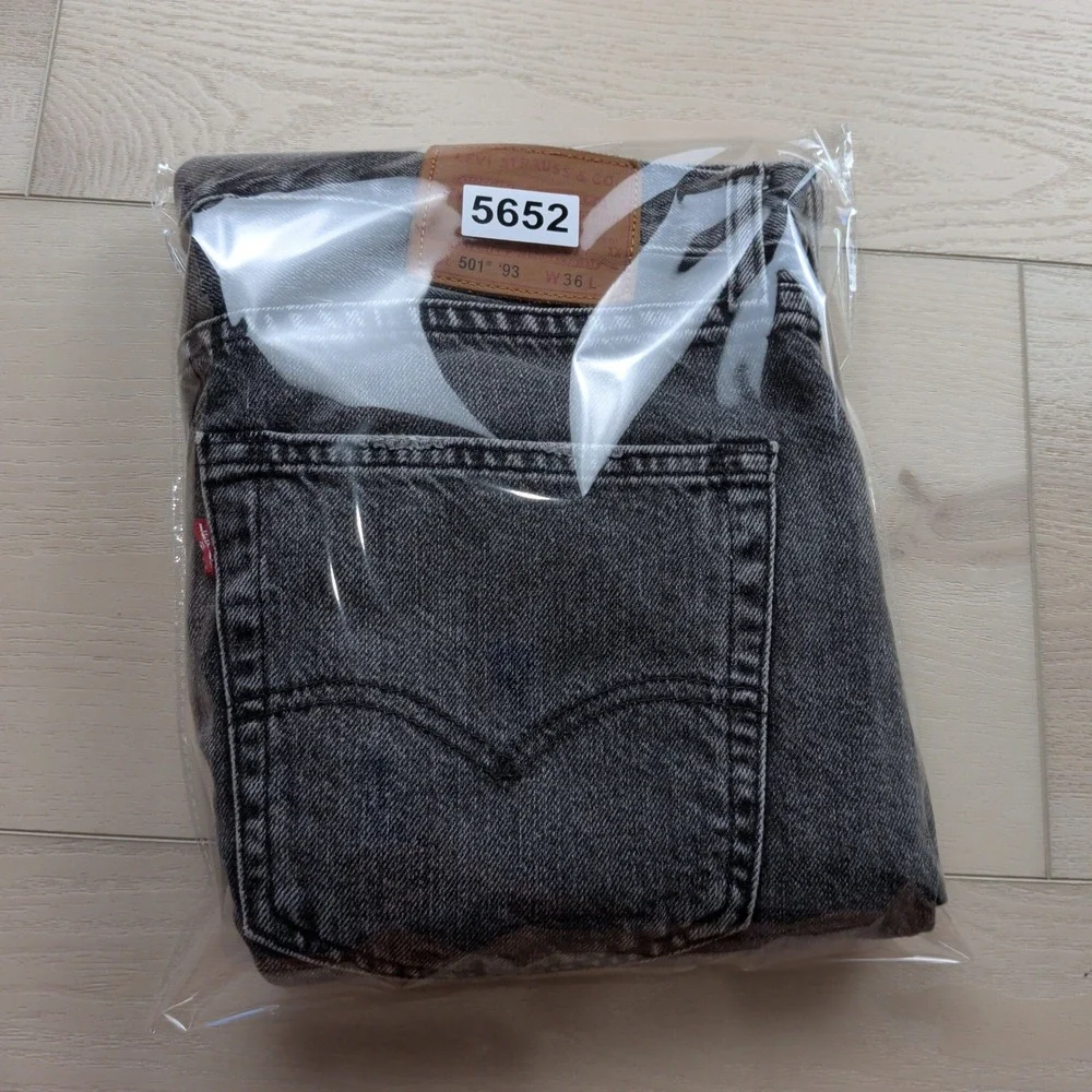 Levis Premium 501 93 Mens Washed Black Gray Denim Cut Off Shorts Size 36